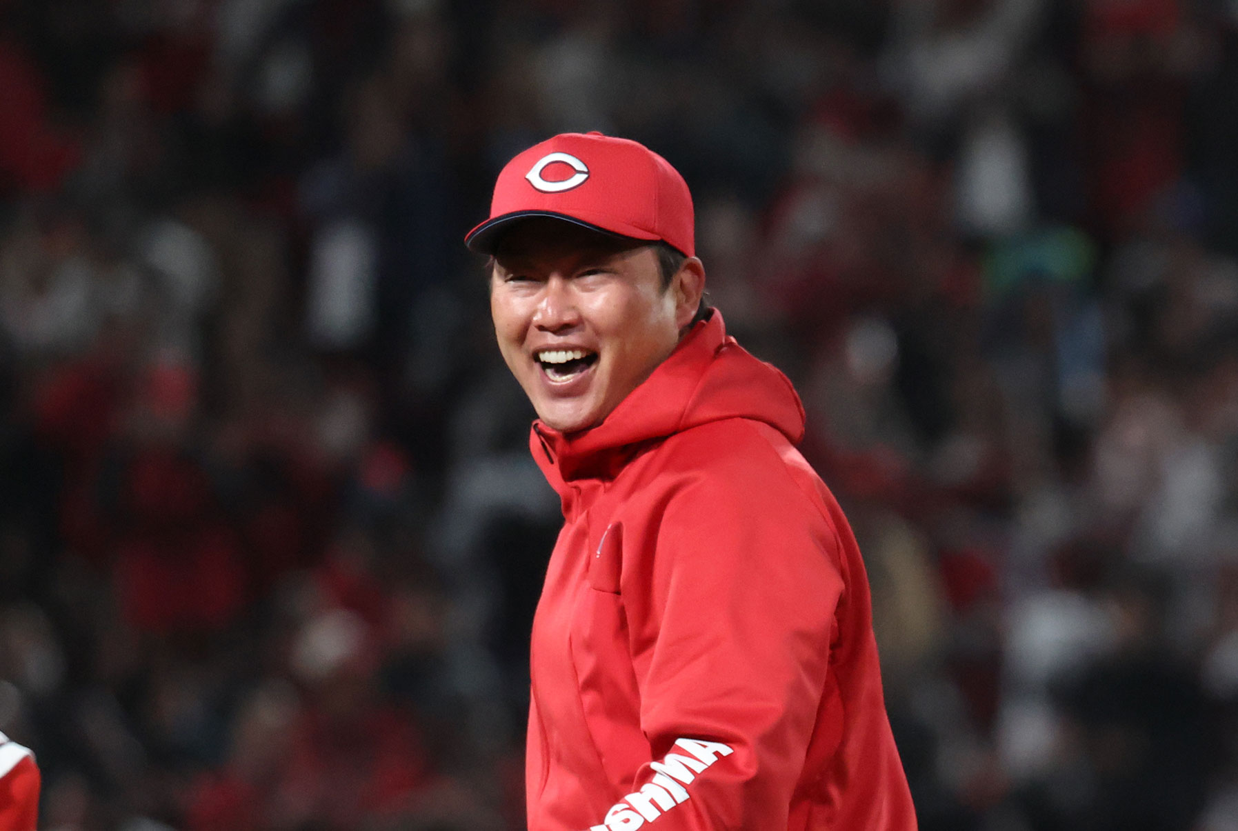 新井監督