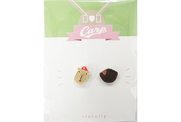 ピアス
